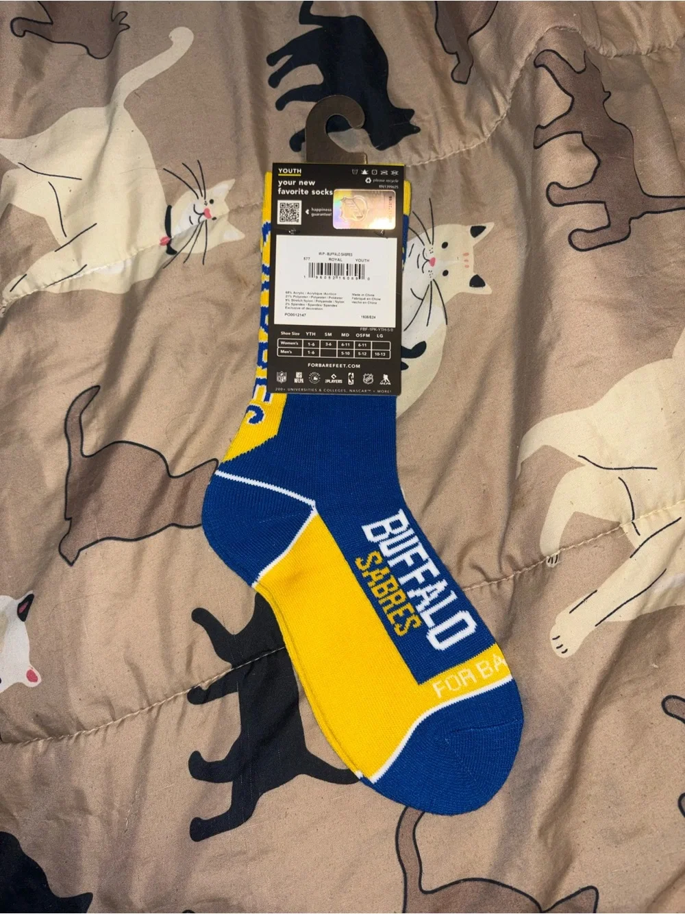For Bare Feet Buffalo Sabres Youth Crew Socks Blue Yellow NHL Hockey